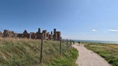 Slains Kalesi, İskoç Drakula Kalesi perili taş yapı terk edilmiş eski İskoç tahkimatları askeri harabe.