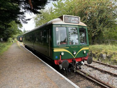 Keith ve Dufftown 'ın İskoçya' daki miras demiryolu. Eski trenler, manzaralı raylar ve kırsal cazibe seyahat, tarih ve ulaşım temaları için idealdir