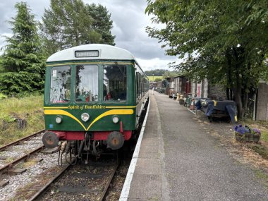 Keith ve Dufftown 'ın İskoçya' daki miras demiryolu. Eski trenler, manzaralı raylar ve kırsal cazibe seyahat, tarih ve ulaşım temaları için idealdir