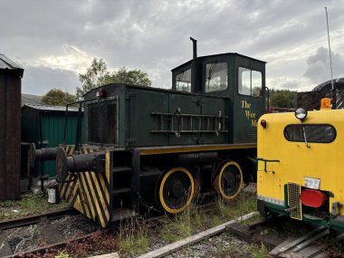 Keith ve Dufftown 'ın İskoçya' daki miras demiryolu. Eski trenler, manzaralı raylar ve kırsal cazibe seyahat, tarih ve ulaşım temaları için idealdir