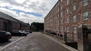 Perthshire 'daki River Tay' de 18. yüzyıldan kalma tarihi bir pamuk değirmeni olan Stanley Mills 'in büyüleyici görüntüleri korunmuş mimariyi ve endüstriyel mirasını gözler önüne seriyor..