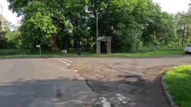 İskoç sınırlarındaki Longformacus 'ta yürürken, Lammermuir Tepeleri' nin manzaralı bir köyünde, Güney Upland Yolu 'ndaki Boya Suyu' nun yanında