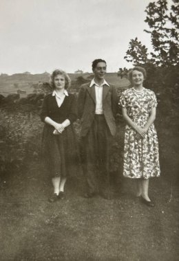 1940 'ların geçmişine ait eski siyah beyaz bir fotoğraf.