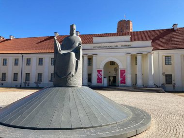 Litvanya: Vilnius şehrinde tarihi ve modern mimari ve panoramik kentsel manzaralar yer alıyor