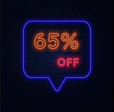 % 65. Yüzde altmış beş indirim. Neon tarzı. Özel teklifler satıyorum. Bir alışveriş günü perakende reklam kampanyası için neon tarzı balon reklamı. tuğla arka plan. vektör illüstrasyonu