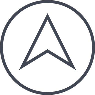 Siyah ve Beyaz Logo Simgesi PNG Biçimini Yükle. Web Sitesi Düğmesi, Mobil Uygulama Arayüzü, Dosya Aktarımı, Belge Paylaşımı, Bulut Depolama ve Veri Yedekleme için Minimalist Düz Tasarımlı Tek Renkli Ok Gönderme İşareti Grafiksel Elemanı