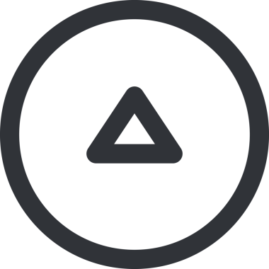 Siyah ve Beyaz Logo Simgesi PNG Biçimini Yükle. Web Sitesi Düğmesi, Mobil Uygulama Arayüzü, Dosya Aktarımı, Belge Paylaşımı, Bulut Depolama ve Veri Yedekleme için Minimalist Düz Tasarımlı Tek Renkli Ok Gönderme İşareti Grafiksel Elemanı