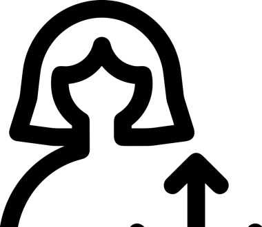 Siyah ve Beyaz Logo Simgesi PNG Biçimini Yükle. Web Sitesi Düğmesi, Mobil Uygulama Arayüzü, Dosya Aktarımı, Belge Paylaşımı, Bulut Depolama ve Veri Yedekleme için Minimalist Düz Tasarımlı Tek Renkli Ok Gönderme İşareti Grafiksel Elemanı