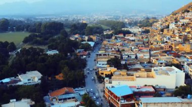 Dağlar Arasında Bir Şehir, Abbottabad