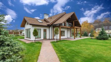Güzel manzaralı lüks bir villa.