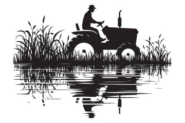 Tarla yansıma olay yeri siluetinde traktör kullanan çiftçi.