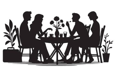 Çiçek ve Bitkilerle Masa 'da Konuşmanın Tadını Çıkaran İnsanların Silueti