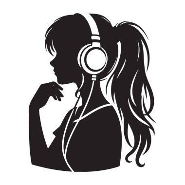 Müzik aşıkları için kulaklıklı şık bir kız.