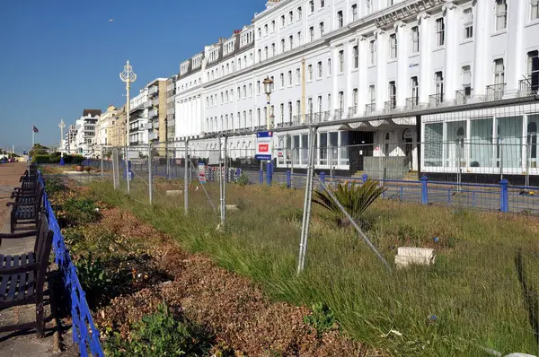 Halı bahçeleri, Eastbourne Sahili. Covid-19 nedeniyle çiçek yok