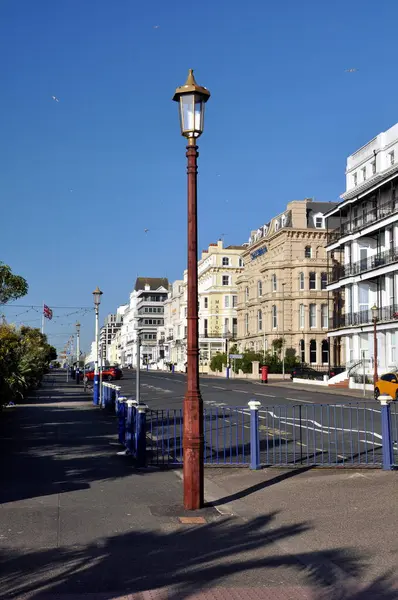 Eastbourne Sahil Yolundaki Paslı Lamba Postası 