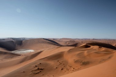 Namib Naukluft Ulusal Parkı 'nın güzel manzarası, Namibya