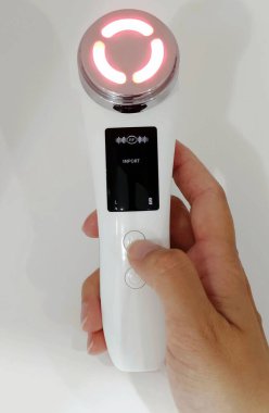 Evde yüz bakımı cihazı. Yüksek kalite fotoğraf