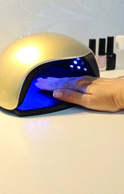  Manikür çivili lamba. Yüksek kaliteli fotoğraf.