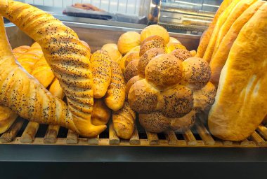 Pastanede bir sürü ekmek var. Yüksek kalite fotoğraf