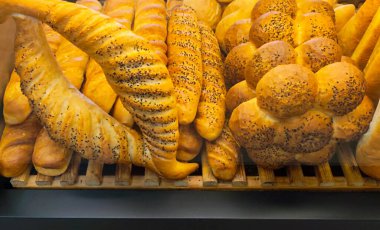 Pastanede bir sürü ekmek var. Yüksek kalite fotoğraf