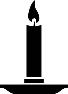 Candle in holder simgesi düz stil. Şeffaf arka planda izole edilmiş Paskalya sezonunun gelenek ve sembolü şamdanlarda mum yakarak uygulamalar ve internet için alev vektörü yakmaktır.