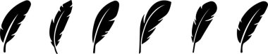 Kuş tüyü simgeleri ayarlandı. Kuş kanatlarından farklı tüylere sahip basit siyah semboller. Saydam arkaplanda izole edilmiş uygulamalar web sitesi için düz biçim vektörü