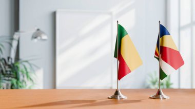 BENİN VE SEYCHELles FLAGLARI