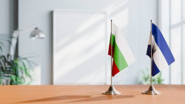 BÜLGARYA VE EL SALVADOR BALIKLARI