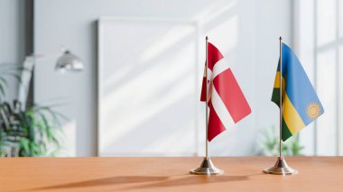 DENMARK VE Rwanda 'nın bayrakları