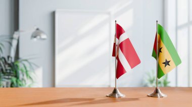 DENMARK VE SAO TUTLARI