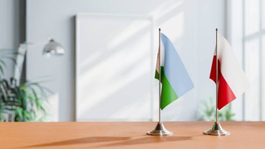 Masanın üzerinde DJIBOUTİ VE POLAND BLAKLARI