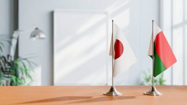 Masada Japon ve MADAGASKAR 'ın bayrağı