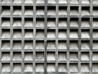 Beton beyaz çizelge ya da esinti bloğu ya da esinti duvarı kare biçiminde. Bu esinti bloğu genellikle perade inşaatında kullanılır..