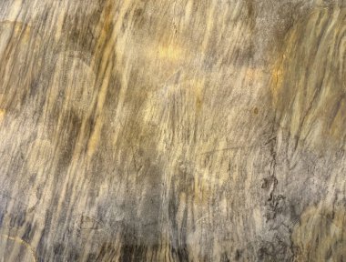 Kabataslak ve ham altın ya da altın desenli boyalar duvarlara ya da panellere, pürüzsüz dokulara, rastgele dokulara bulaşır.. 