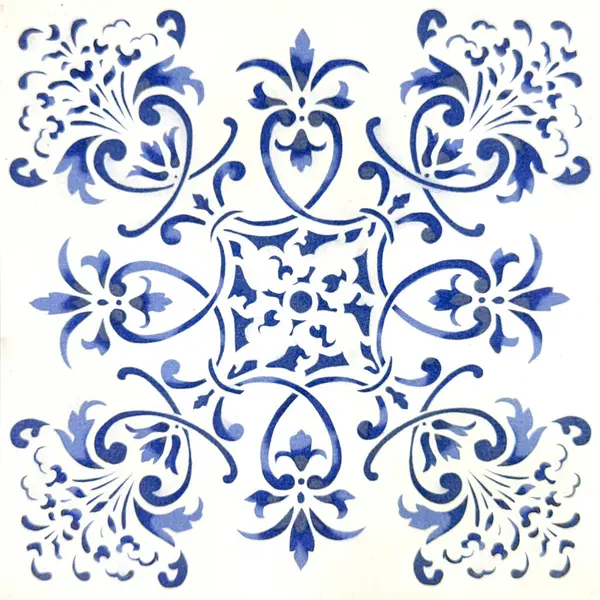 Koloni fayansları, çiçek desenli antika Dutch Delft Blue ve White plakası. Mavi ve beyaz porselen porselen koleksiyonu. Süslü çiçekli ve klasik desenli. Kusursuz arkaplan dokusu