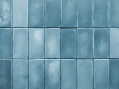 Dikey mavi metro fayanslarını homurdanarak kapatın. Kusursuz metro karoları arkaplan dokusu.