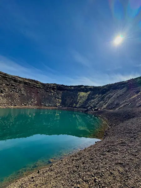 Kerid Krateri 'nin dibinde, İzlanda.