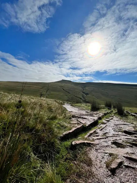 Pen Y Fan, Galler, İngiltere 'ye giden yol.