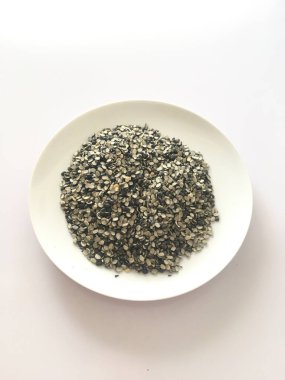 Split Black Lentil Also Know as Black Gram, Black Urad Dal, Vigna Mungo, Urad Bean, Urad Dal, Minapa Pappu, Mungo Bean veya Black Matpe Bean olarak da bilinir. resim