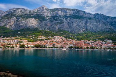 Hırvatistan 'daki Makarska dağlarının manzarası