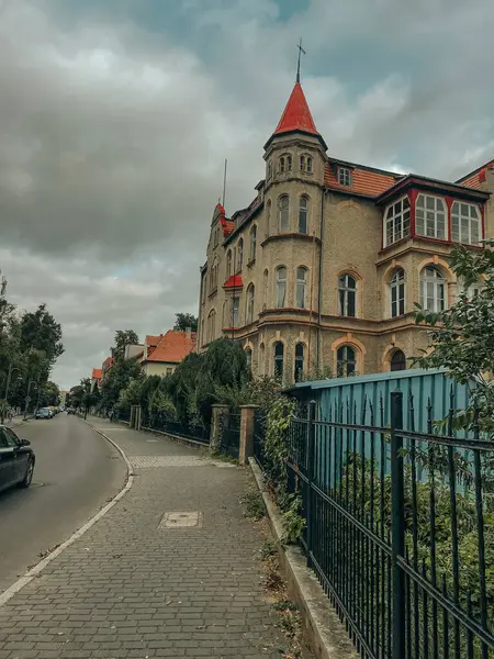 Polonya 'daki Kliuchbork kentinin manzara ve mimari fotoğrafı, Kluczbork, Kreuzburg, Avrupa mimarisi