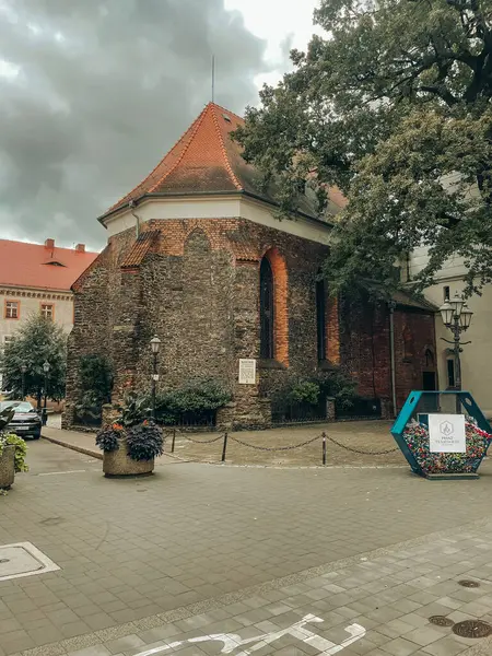 Φωτογραφία Του Τοπίου Και Της Αρχιτεκτονικής Της Πόλης Kliuchbork Στην Royalty Free Φωτογραφίες Αρχείου