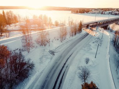 Rovaniemi, Laponya 'daki demiryolu hattının havadan görünüşü