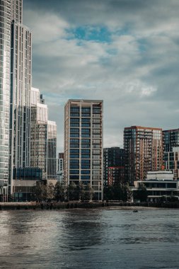 30 Eylül 2023 'te Londra, İngiltere sokaklarında çekildi..