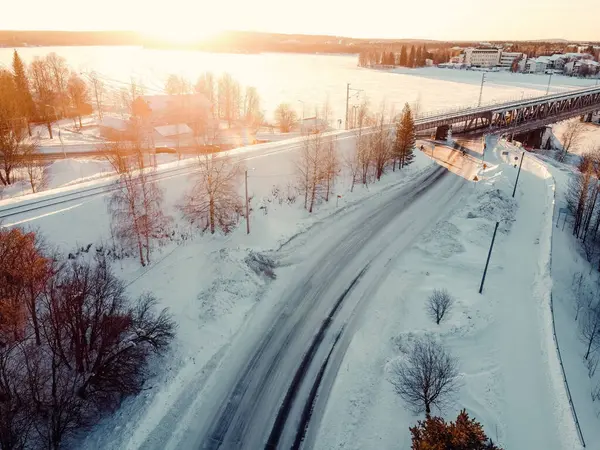 Rovaniemi, Laponya 'daki demiryolu hattının havadan görünüşü