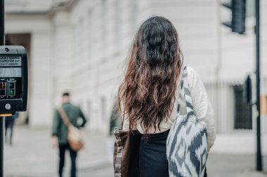 30 Eylül 2023 'te Londra, İngiltere sokaklarında çekildi..