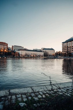 17 Ekim 2023 'te Finlandiya' nın Helsinki kentinde Laponya 'ya giderken iki günlük bir yolculukta çekilmiş..
