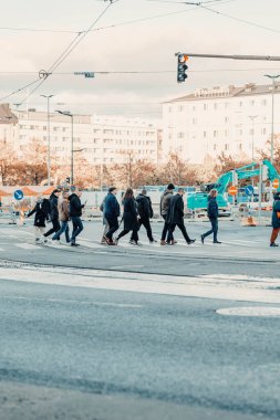 17 Ekim 2023 'te Finlandiya' nın Helsinki kentinde Laponya 'ya giderken iki günlük bir yolculukta çekilmiş..