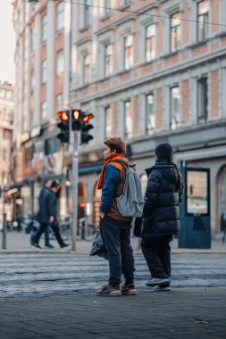 17 Ekim 2023 'te Finlandiya' nın Helsinki kentinde Laponya 'ya giderken iki günlük bir yolculukta çekilmiş..