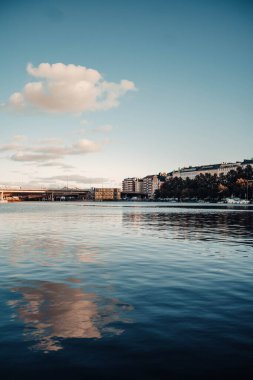 17 Ekim 2023 'te Finlandiya' nın Helsinki kentinde Laponya 'ya giderken iki günlük bir yolculukta çekilmiş..